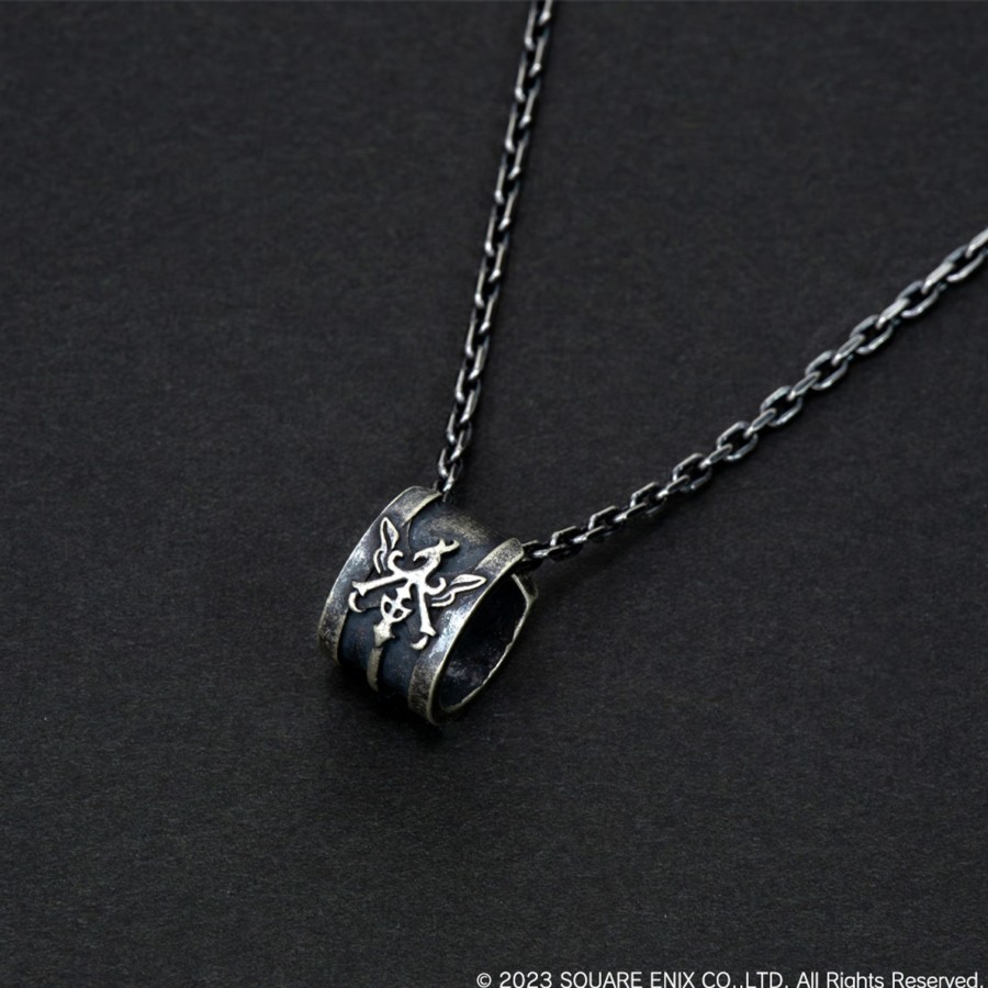 Merchandise Final Fantasy XVI Necklaces | Final Fantasy Xvi House Rosfield Silver Ear Cuff Pendant